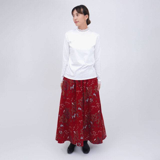 white / model : 168cm