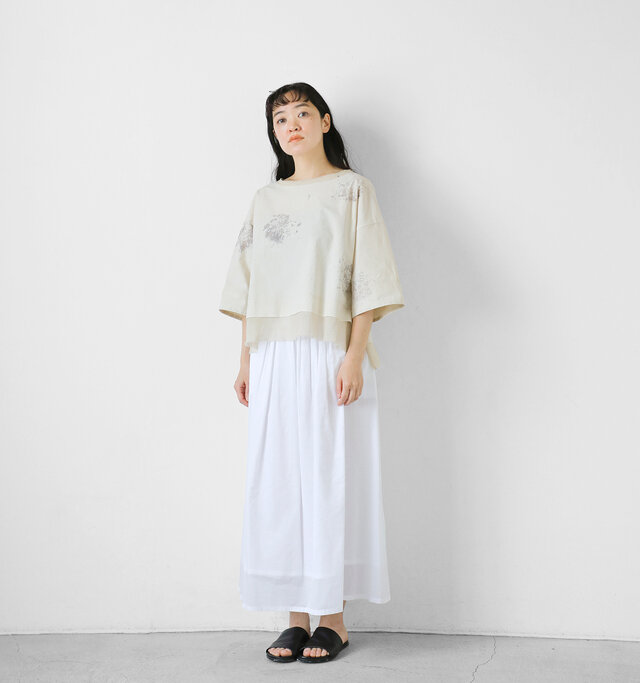 model saku:163cm / 43kg
color : beige / size : 2