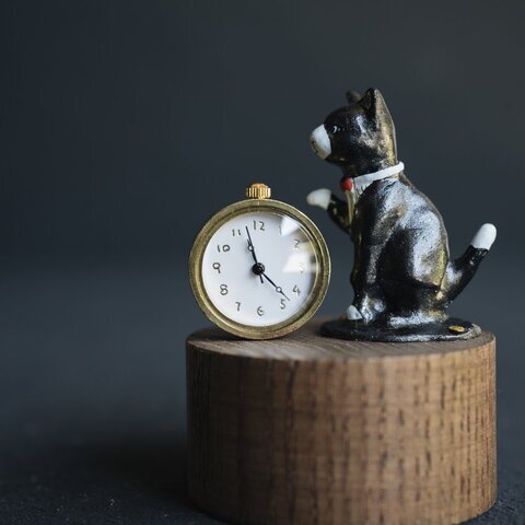 atelier coin｜【予約商品：2024年10月末頃お届け】ネコの置時計