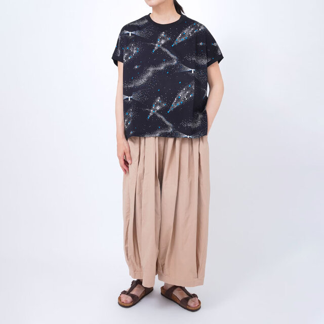 black / model : 161cm