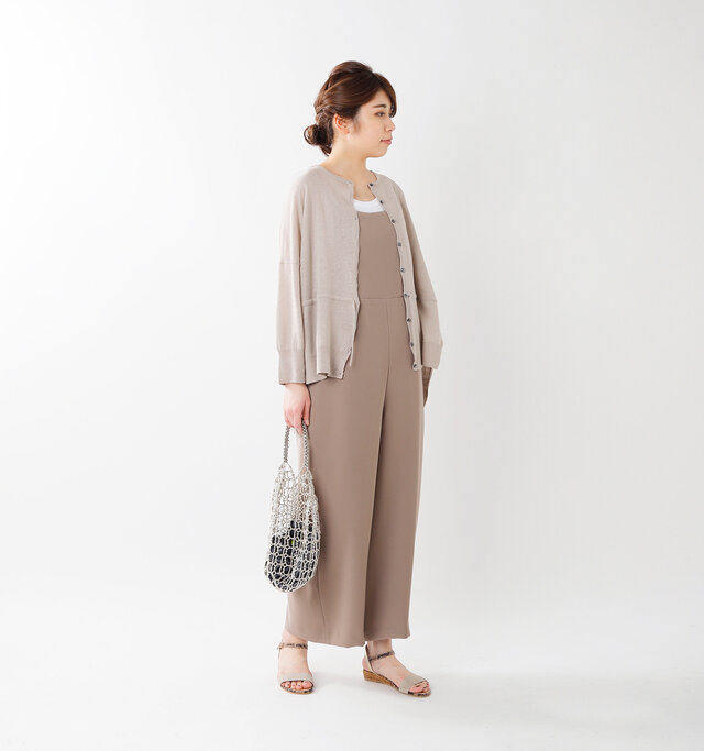 model hikari:165cm / 48kg
color : grayge / size : F