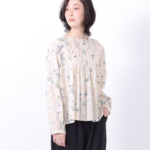 TUTIE.|コットンボタニカルプリントタックブラウス