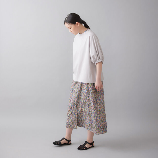 model:164cm color:ライトグレー