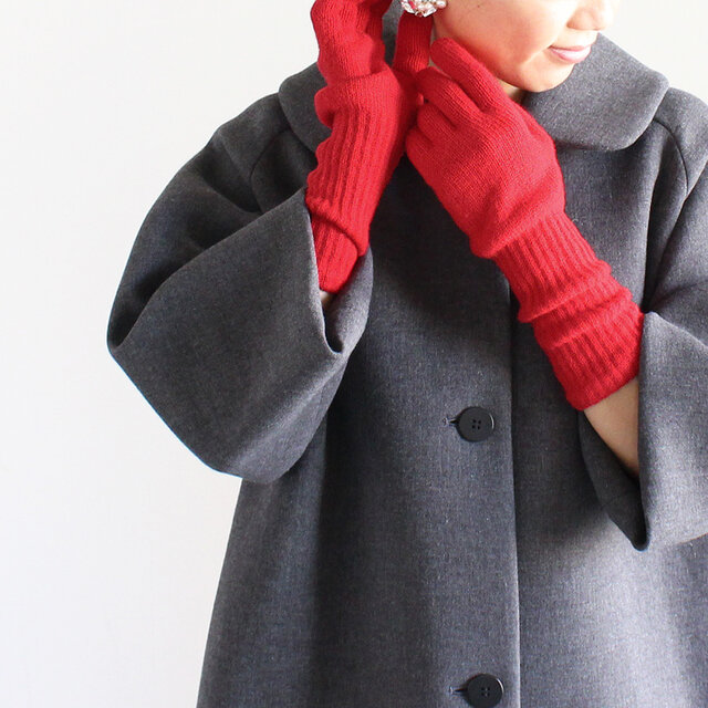 WILLIAM BRUNTONのグローブ。カシミヤ100パーセントで優しい付け心地。
プレゼントにもオススメです🎁