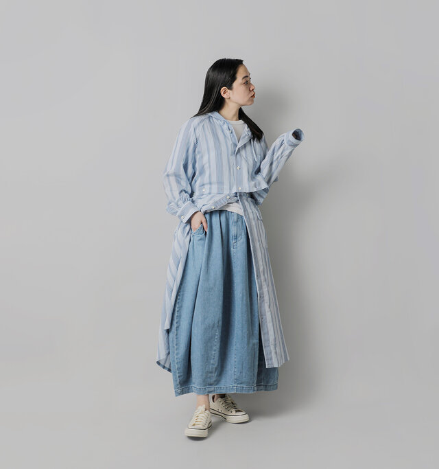 color : light blue / size : one