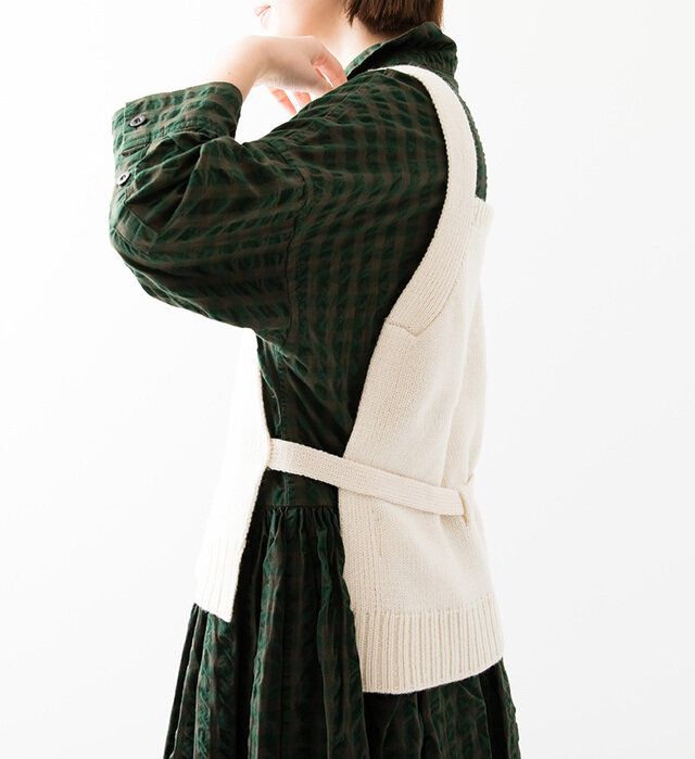 color : CREAM , model : 162cm