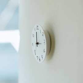 ' About ' wall clock  Yuki MIKAMI × 岩㟢紙器