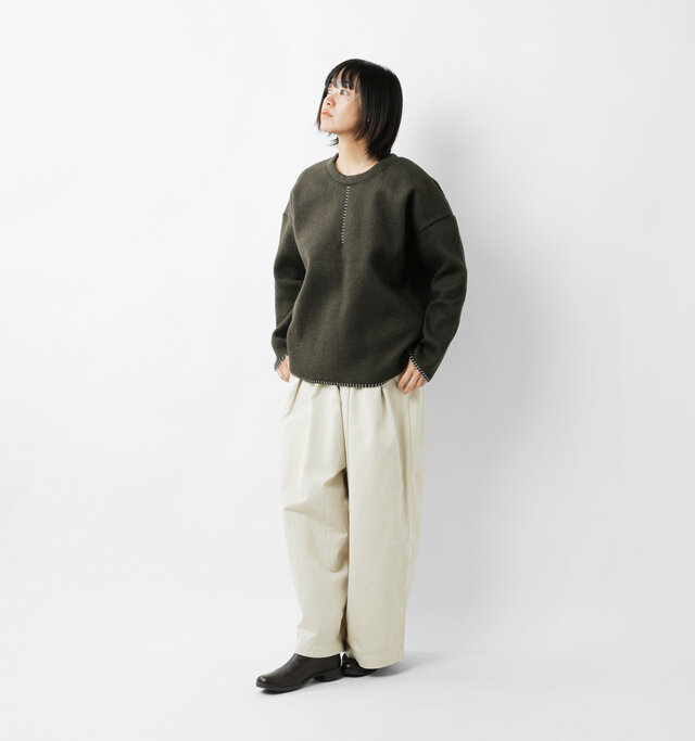 model saku：163cm / 43kg 
color : forest×off white / size : 2