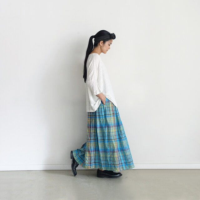 Model 158cm、Turquoise 着用
