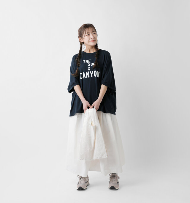 model tomo:158cm / 45kg
color : indigo / size : F