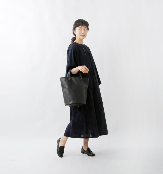 model mariko：162cm / 47kg 
color : black / size : one