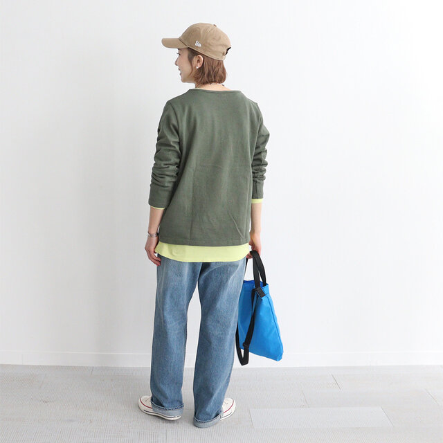 キャプやデニムと合わせて、ボーイッシュに!
インナーをちらっと見せるのも可愛いですよ〜
パープル / 2 モデル身長167cm