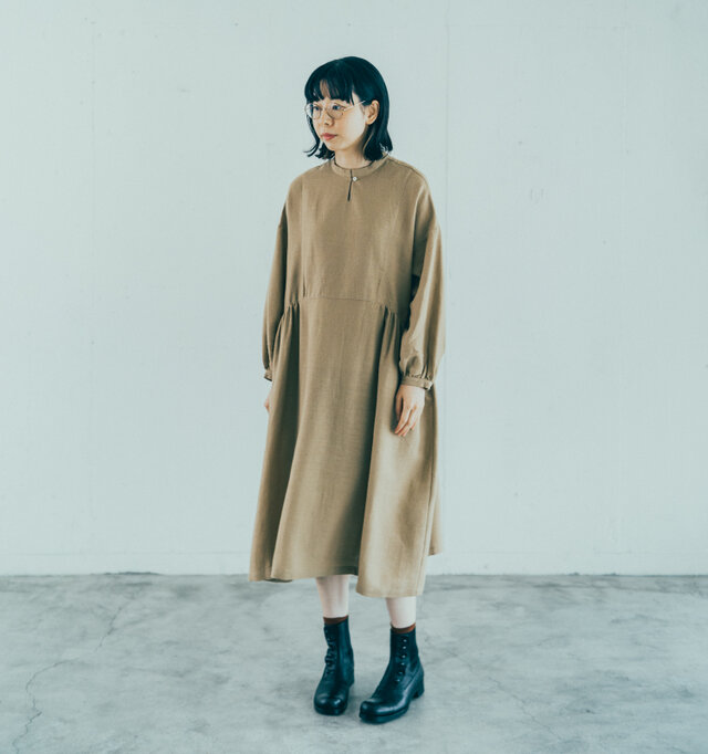 着用サイズ 0(モデル 162cm)/BEIGE 着用
