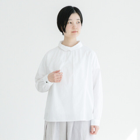 TUTIE.|コットンコーマローンネックギャザーブラウス