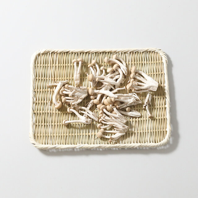尺1寸:約33cmx24cm 約200g