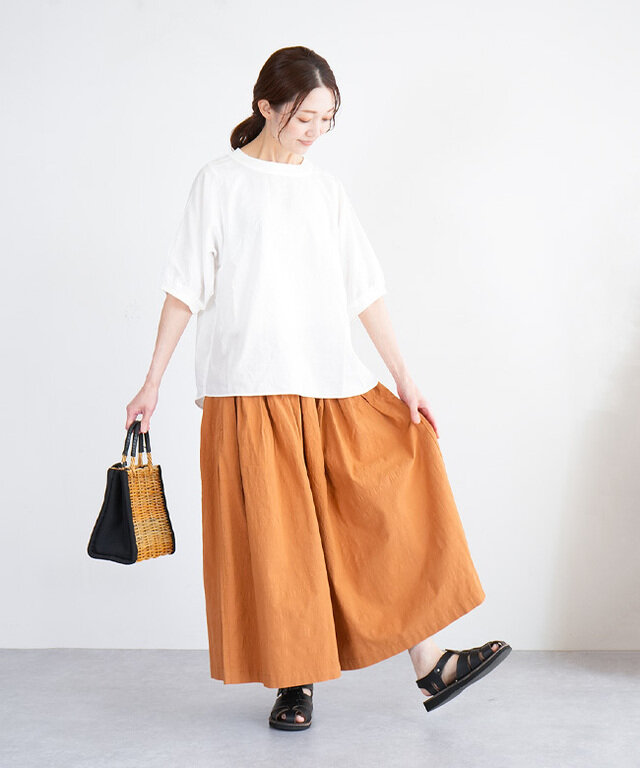 身長:164cm / カラー:01.オフ / サイズ:onesize