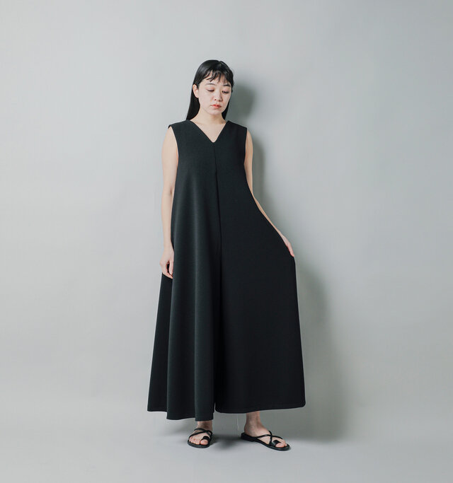 model saku:163cm / 43kg
color : black / size : 1
