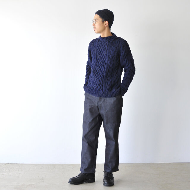 モデル:173cm / 58kg
color : navy(col.AK28) / size : M(Men's M)
シンプルなデザインとサイズ展開で男性の方にもおすすめです。