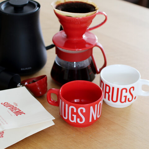 COFFEE SUPREME｜MUGS NOT DRUGS STACKER MUG/マグカップ【母の日ギフト】