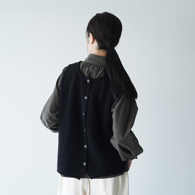(Back)