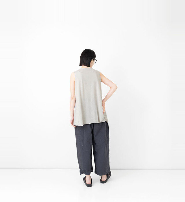 color : GRY , model : 162cm