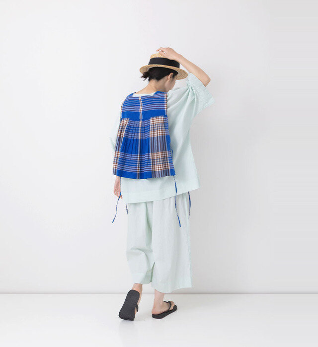 color : MINT , model : 162cm