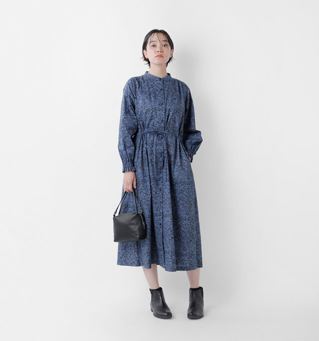 color : blue / size : F