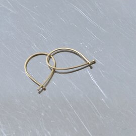 Carla Caruso｜14kt Gold ピアス“Small Ribbon Hoops” p-r-01-carla-yn ギフト 贈り物