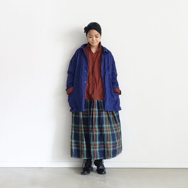 Model 158cm、Navy 着用