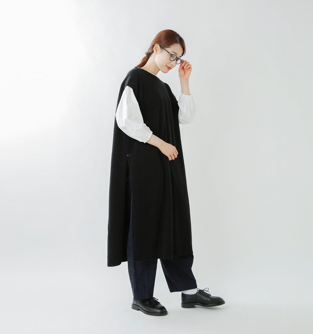 model mizuki:168cm / 50kg
color : black/ size : F