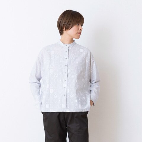 STAMP AND DIARY｜[20%OFF]刺繍 ”mosaic” スタンドカラービッグシャツ