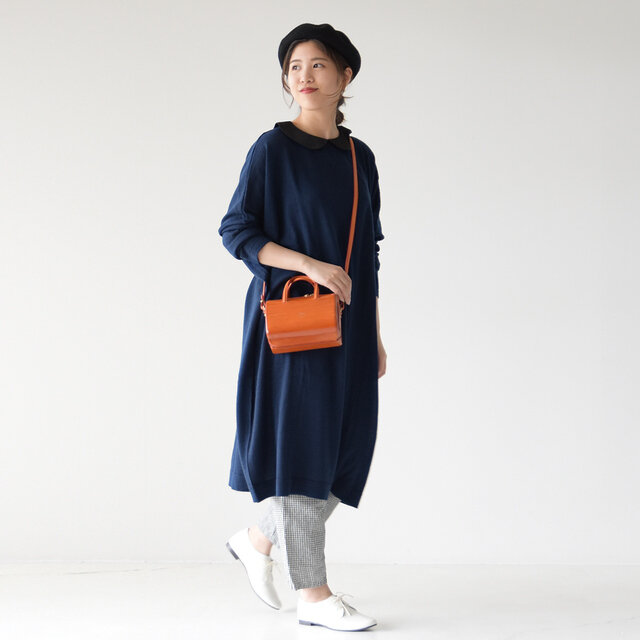 モデル: 157cm /47kg
color:navy / size:フリーサイズ