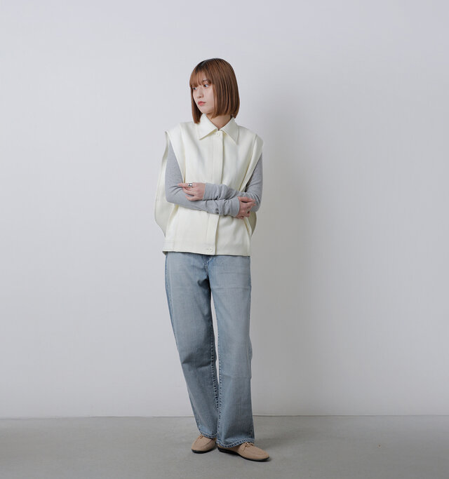 model ai:166cm / 47kg
color : ivory / size : F