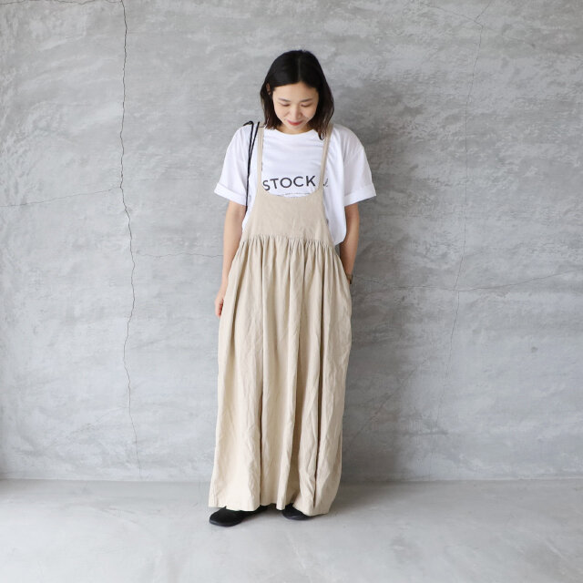 身長160cm ジャンバースカートやサロペットとあわせてロゴをチラ見せしてもいいですね