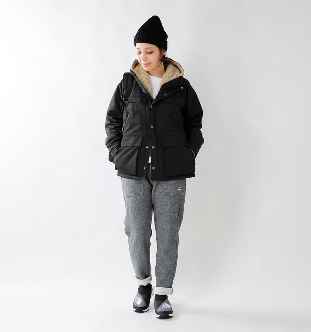 model yama:167cm / 49kg
color : black / size : S