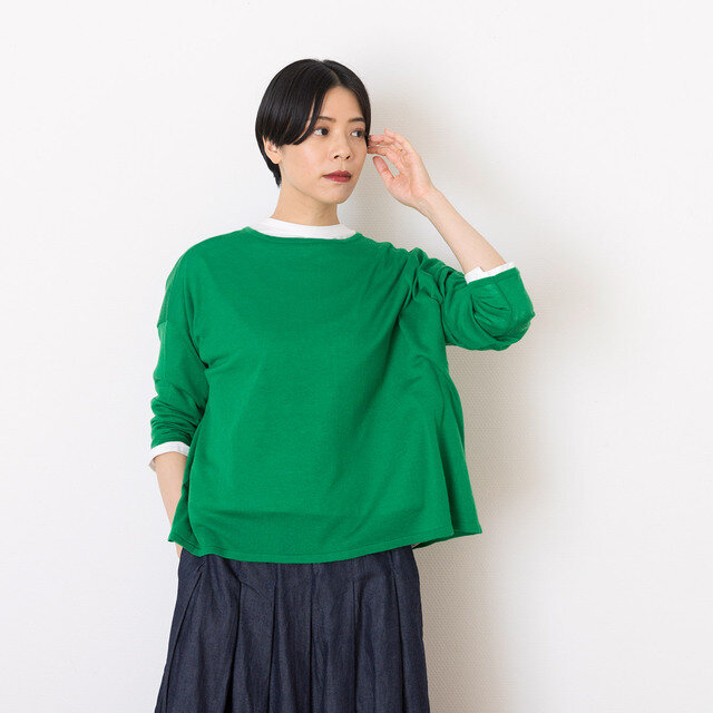 着用カラー:ライトグリーン