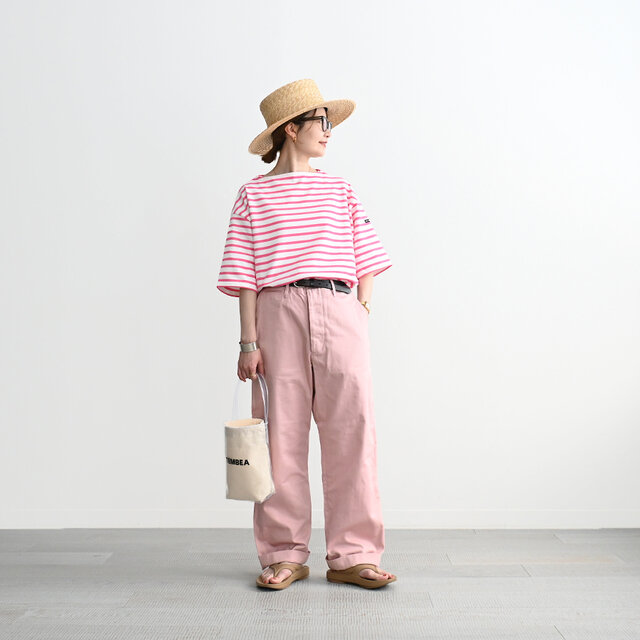 ■ピンク(身長160cm、着用サイズS)