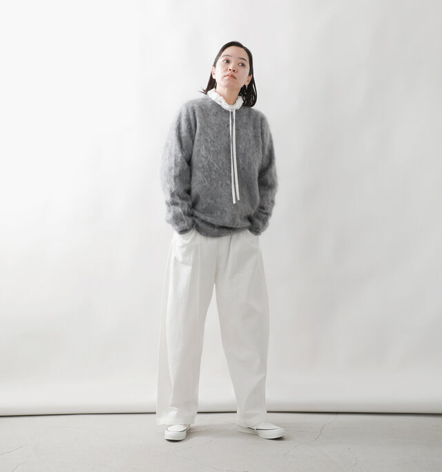 model saku：163cm / 43kg 
color : gray / size : 1