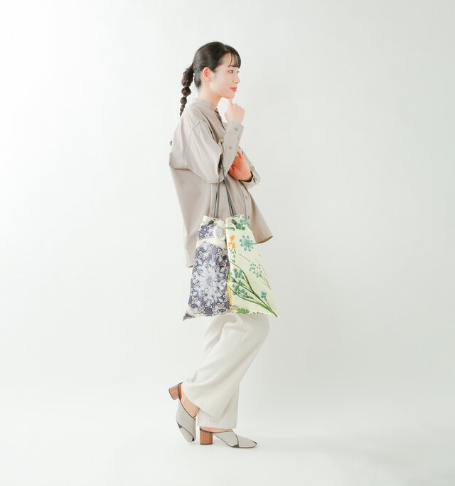 model mizuki:168cm / 50kg
color : Fleur Collage Off White / size : L