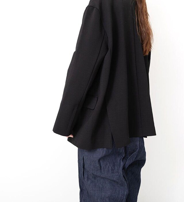 color : BLACK , model : 162cm