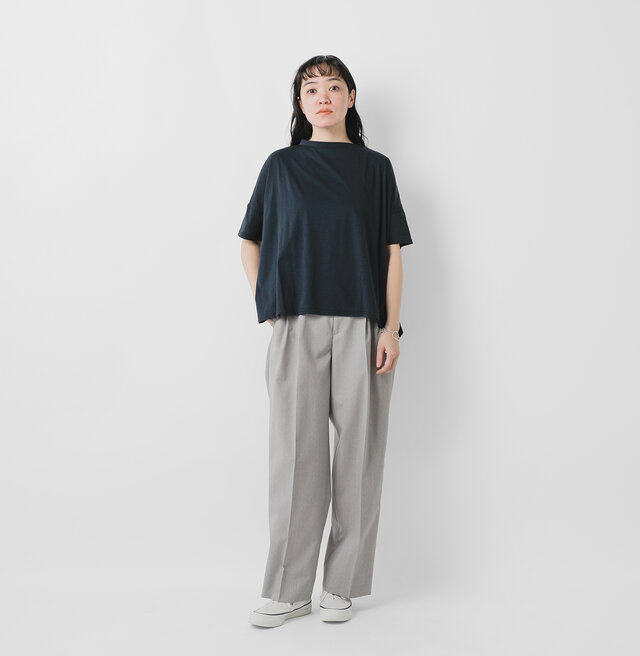 model saku:163cm / 43kg
color : navy / size : 1