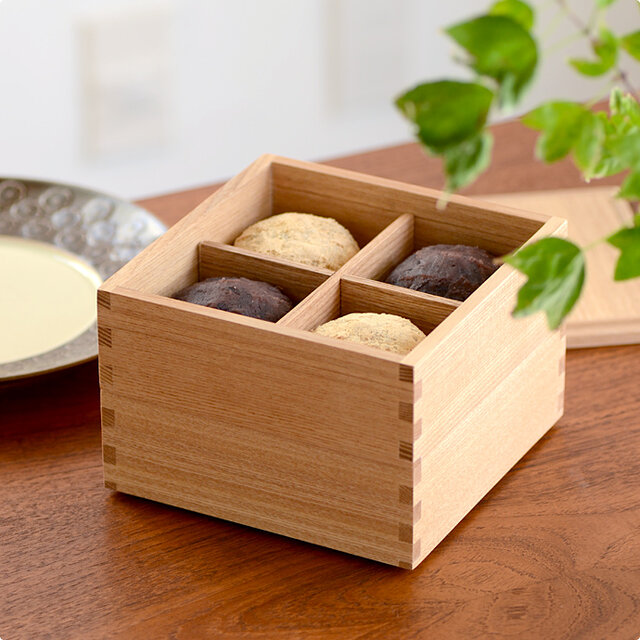5寸サイズはお菓子を盛り合わせて、ティータイムのおもてなしにもおすすめです。