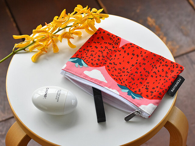 marimekko|【メール便対応】MANSIKKAVUORET ポーチ