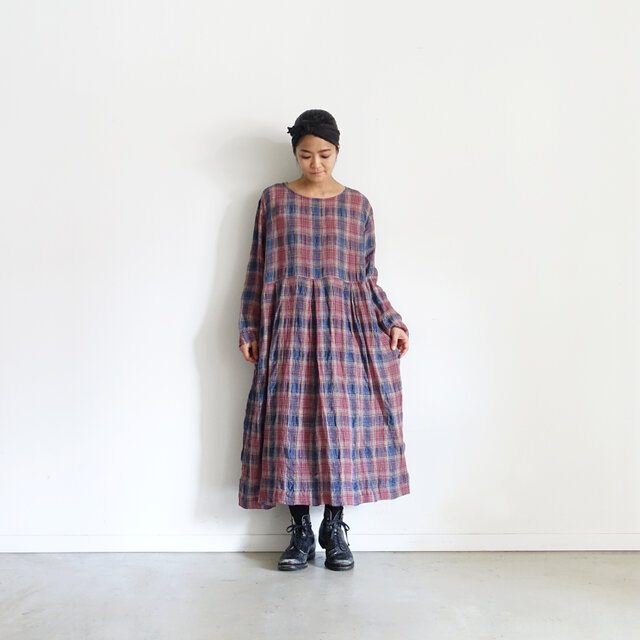 (Model 158cm、Pink着用)