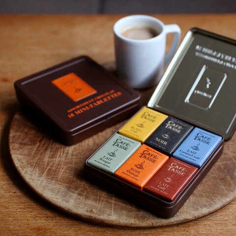 CAFE TASSE｜ミニタブレット アソート クラシック缶（18枚入）/チョコレート
