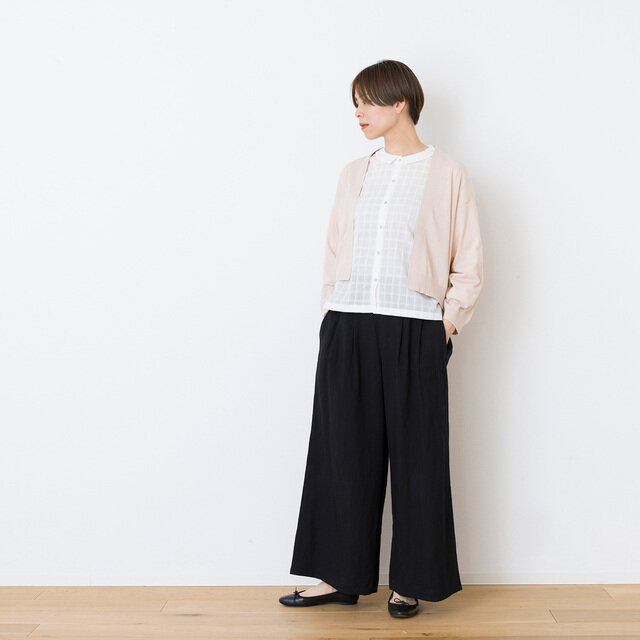 モデル168cm 着用カラー:ベージュピンク×ベージュピンク