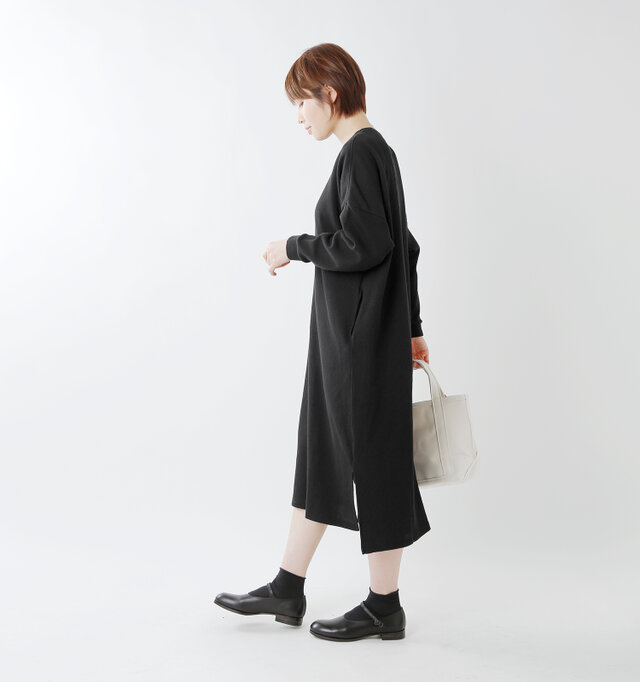 model yama:167cm / 49k
color : black / size : 1