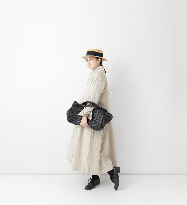 color : KINARI , model : 162cm