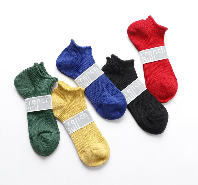 color:ダークグリーン、イエロー、ブルー、ブラック、レッド