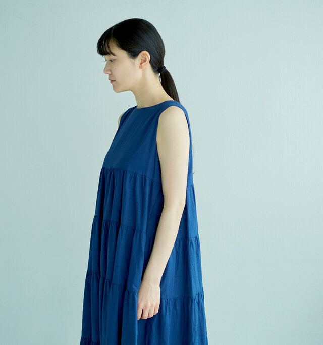着用サイズ 0(モデル 165cm)/ BLUE